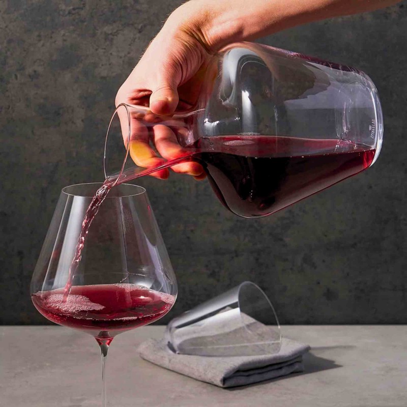 Definition Wine Carafe With Stopper 1L Definition Wine Carafe With Stopper 1L
